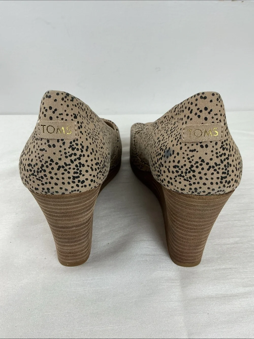 Toms beige canvas